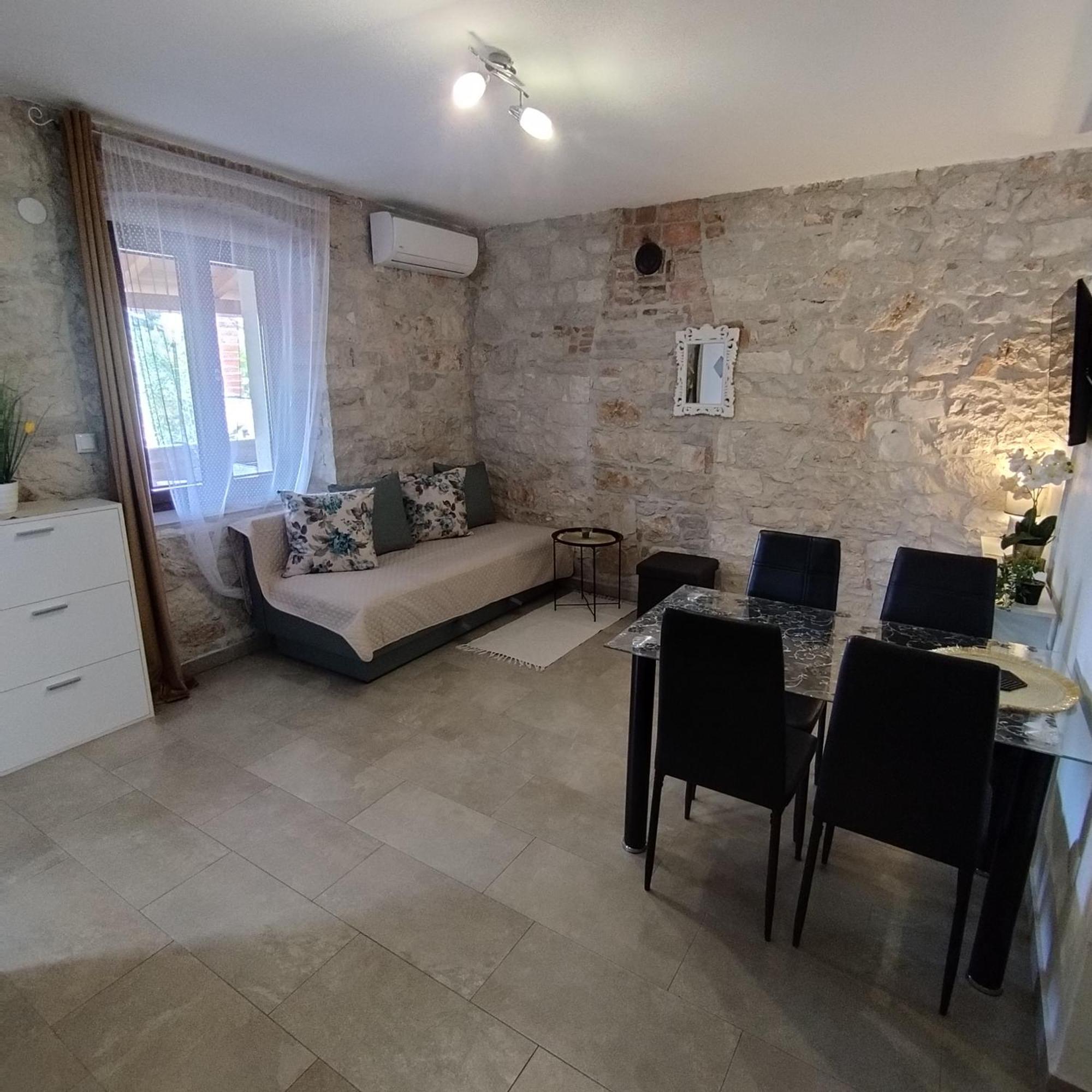 Apartmani Memic 100 M Do Plaze, Apartments Memic Only 100M From Beach Poreč Exterior foto